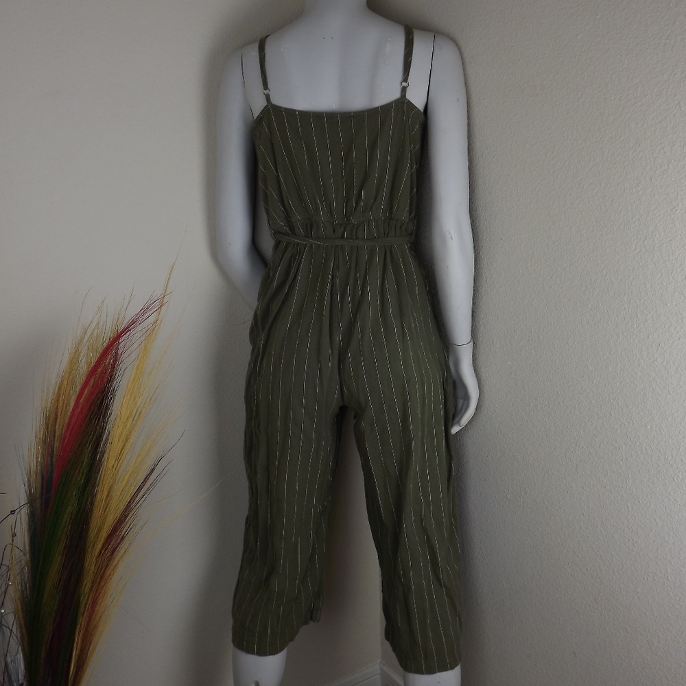 Beautiful Forest Green Crew Neck Jumpsuit - Picture 5 of 7